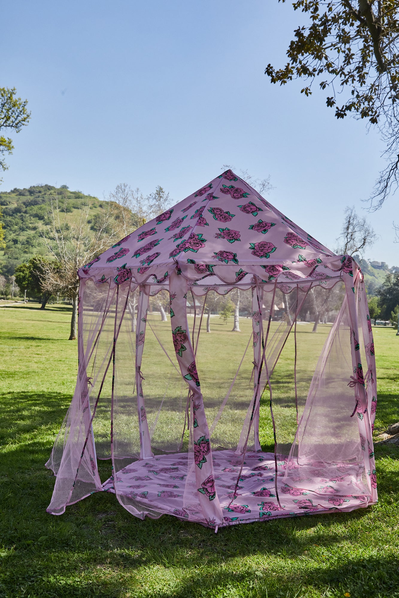 Dolls Home Rose Print Pop Up Tent Pink – Dolls Kill