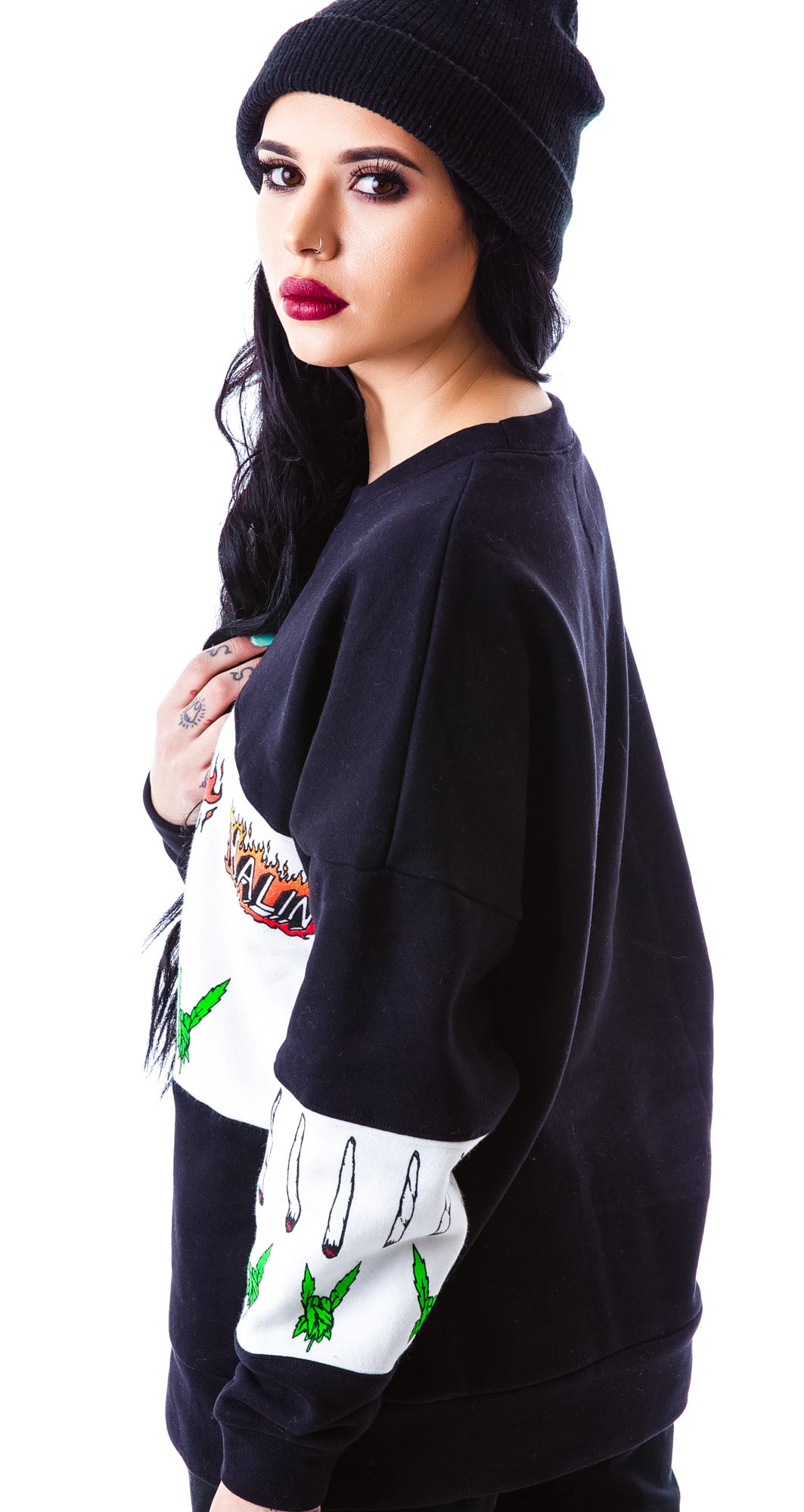 Inhalen Sweatshirt – Dolls Kill