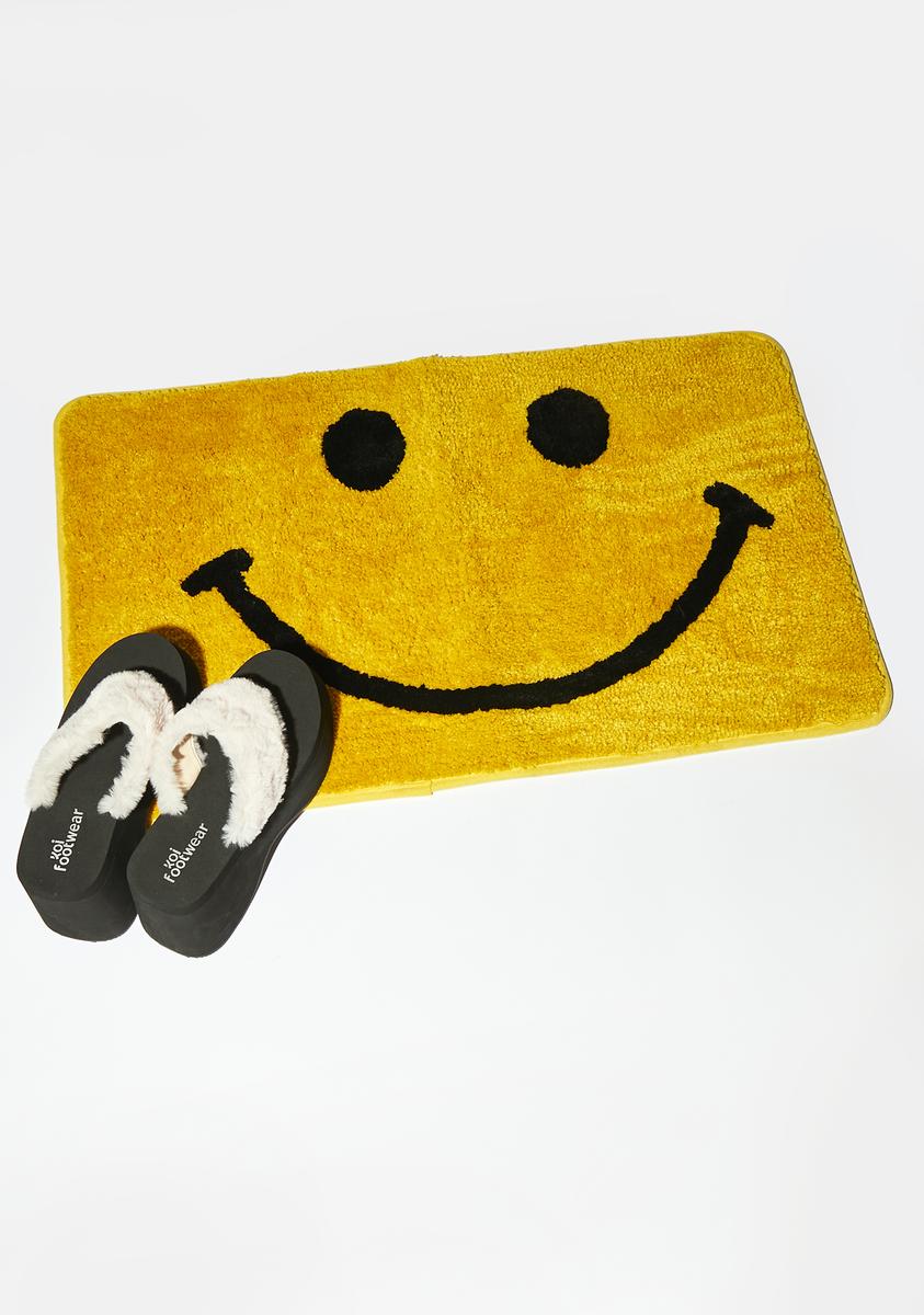 Smiley Face Rectangle Rug - Yellow – Dolls Kill